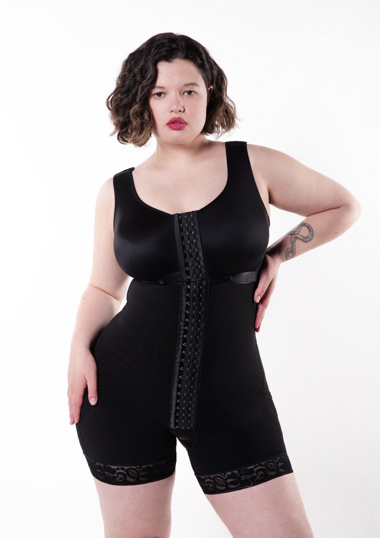 Tess Seamless Long Body Shapewear with Hook Closure
