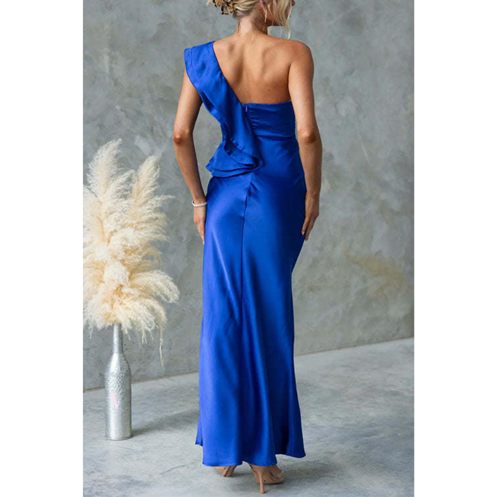 Wies – One-Shoulder Maxi Dress with Ruffle Detail
