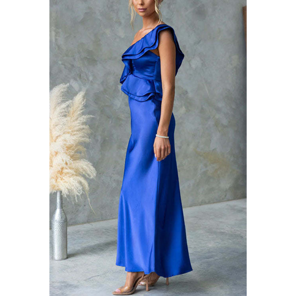 Wies – One-Shoulder Maxi Dress with Ruffle Detail