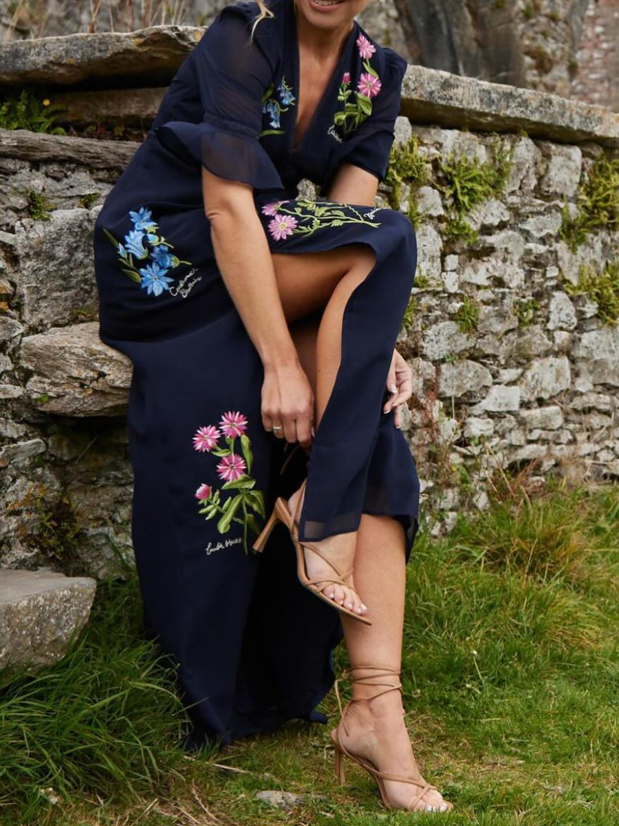 Elena – Floral Embroidery Dress