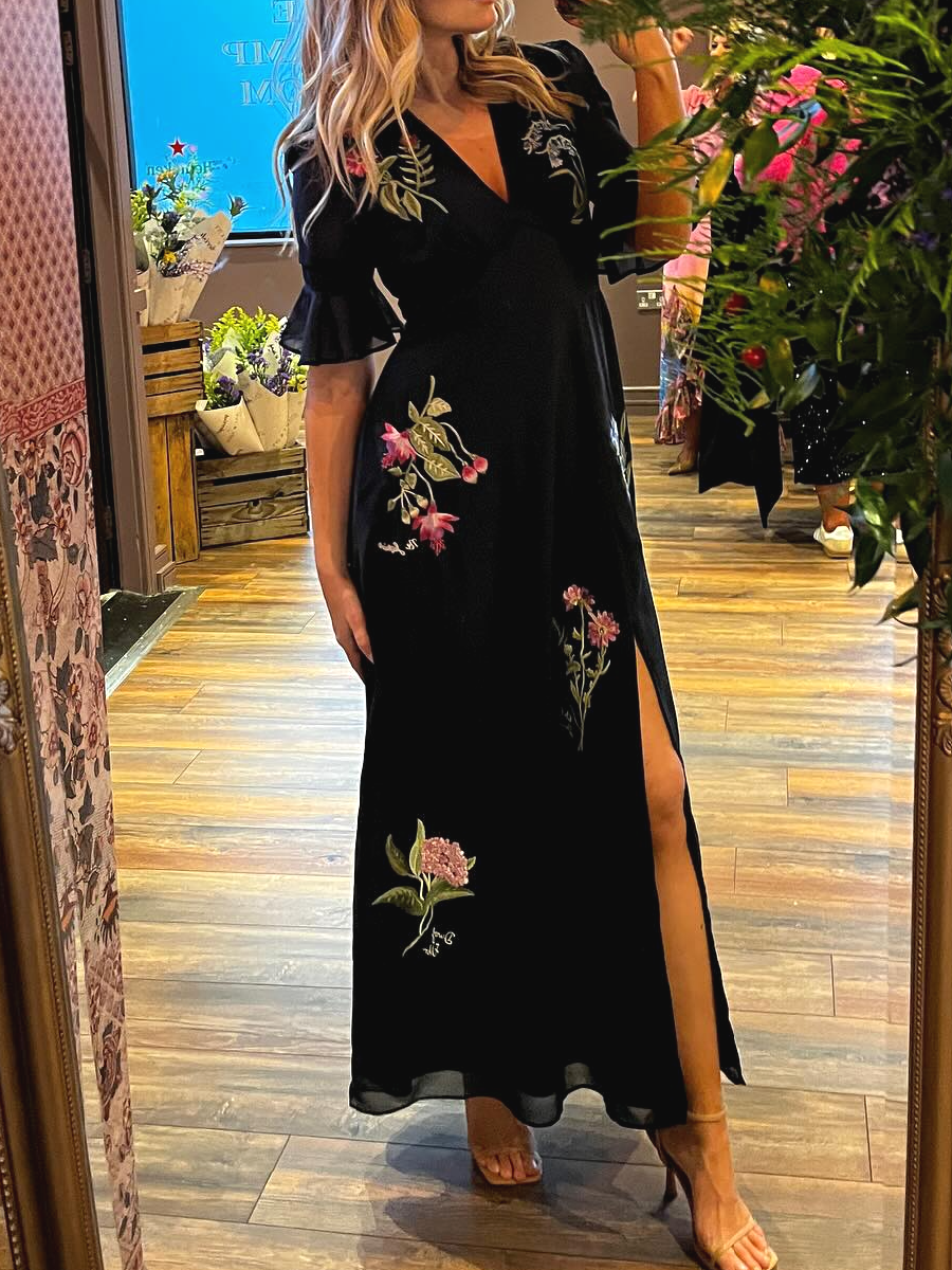 Elena – Floral Embroidery Dress