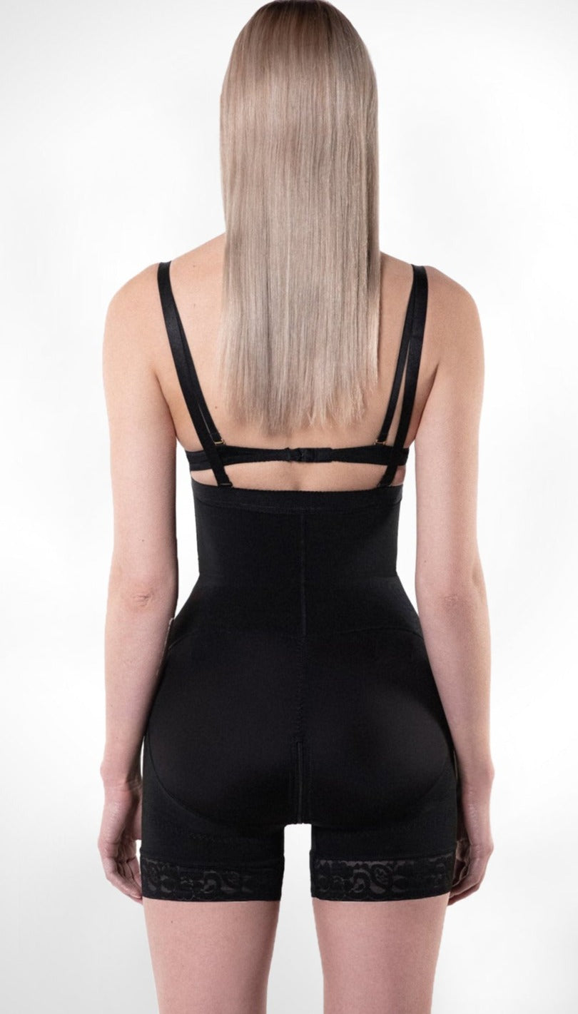 Hailey - Versatile Shapewear with Detachable Straps and Side Zipper
