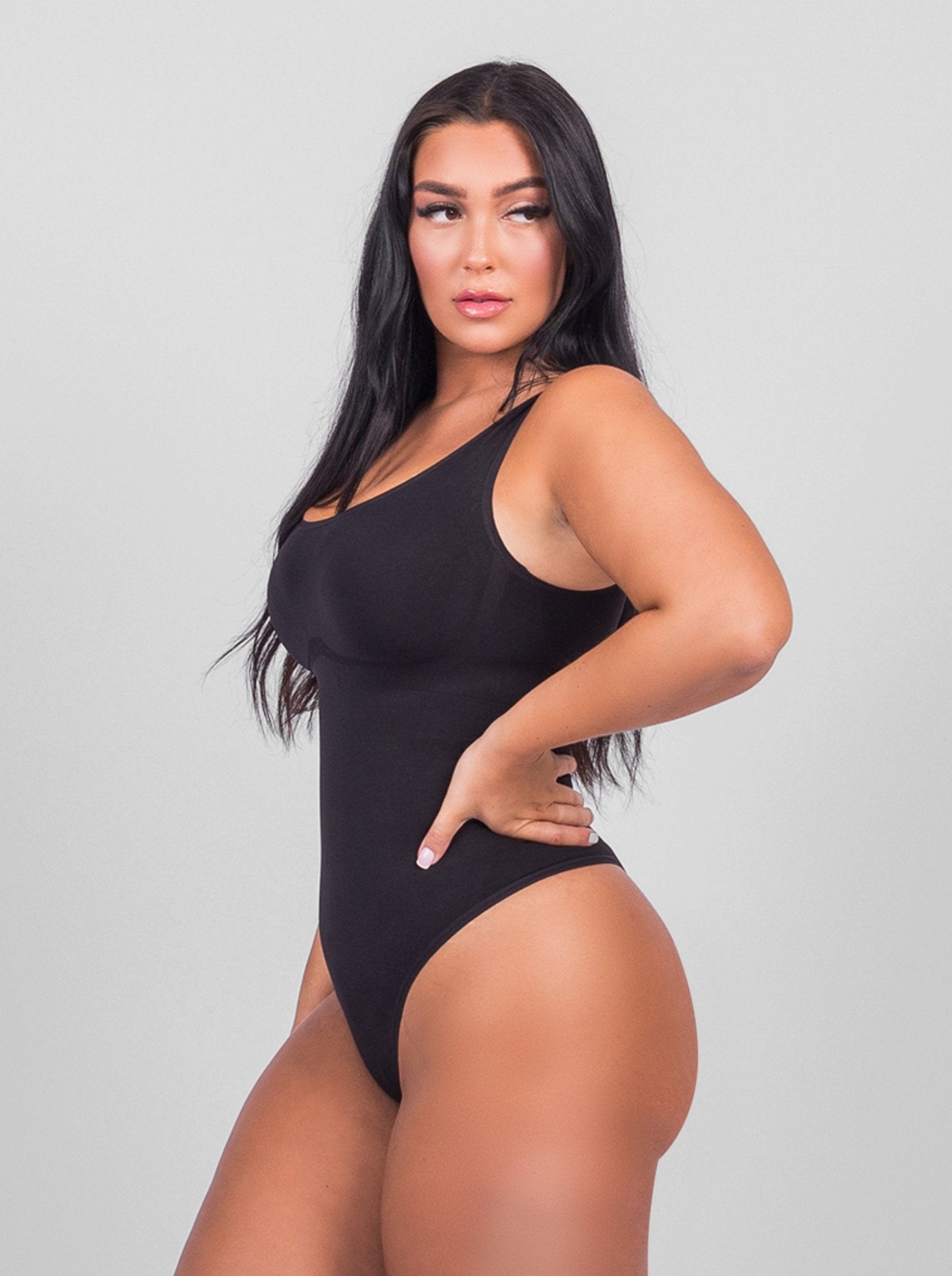 Olivia - Eco-Friendly Seamless Waist Shaping Bodysuit with String Design