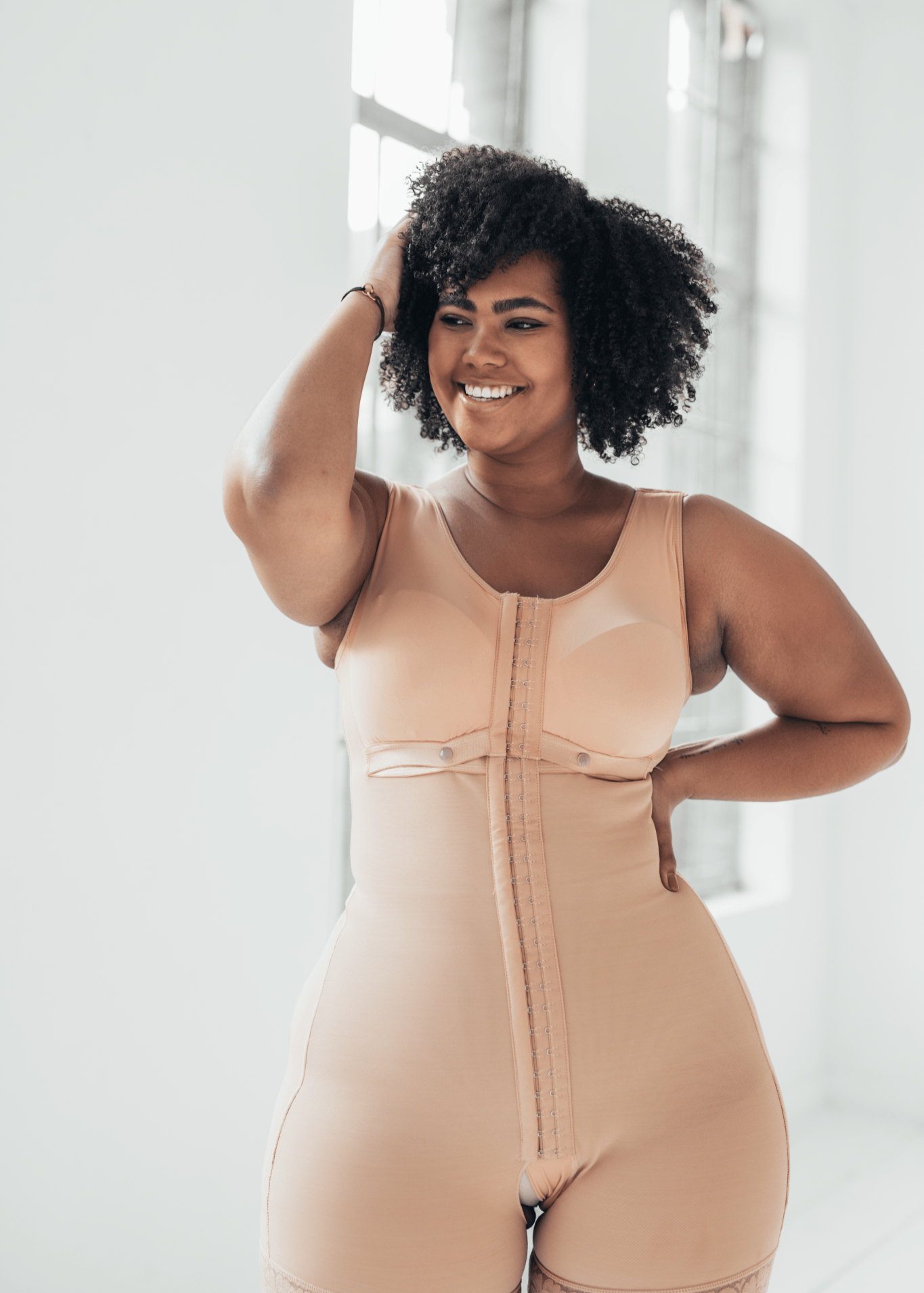 Tess Seamless Long Body Shapewear with Hook Closure